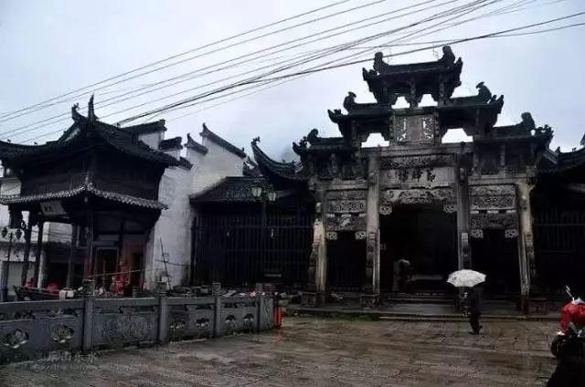 绩溪磡头古村 | 磡头磡上床三档磡，从房屋门口到床上也要拾级而上！