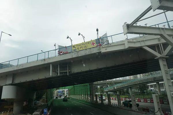 城市细节｜别样红叶：在香港向山进发