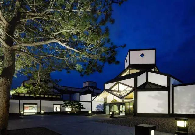 华裔建筑师贝聿铭（作品全集）