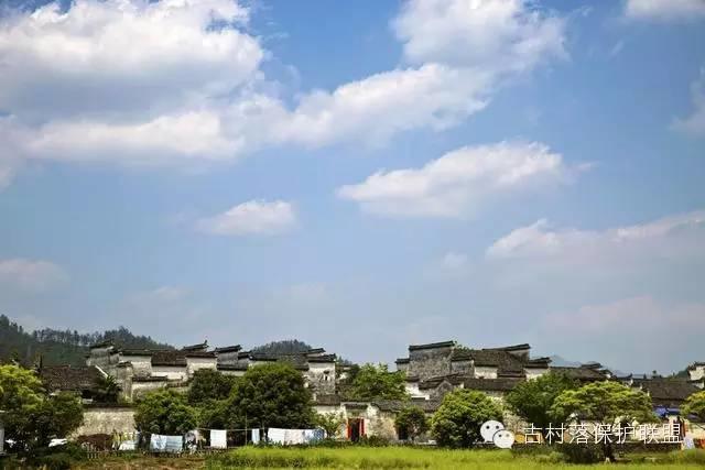 徽派古民居建筑的典范：西递古村落