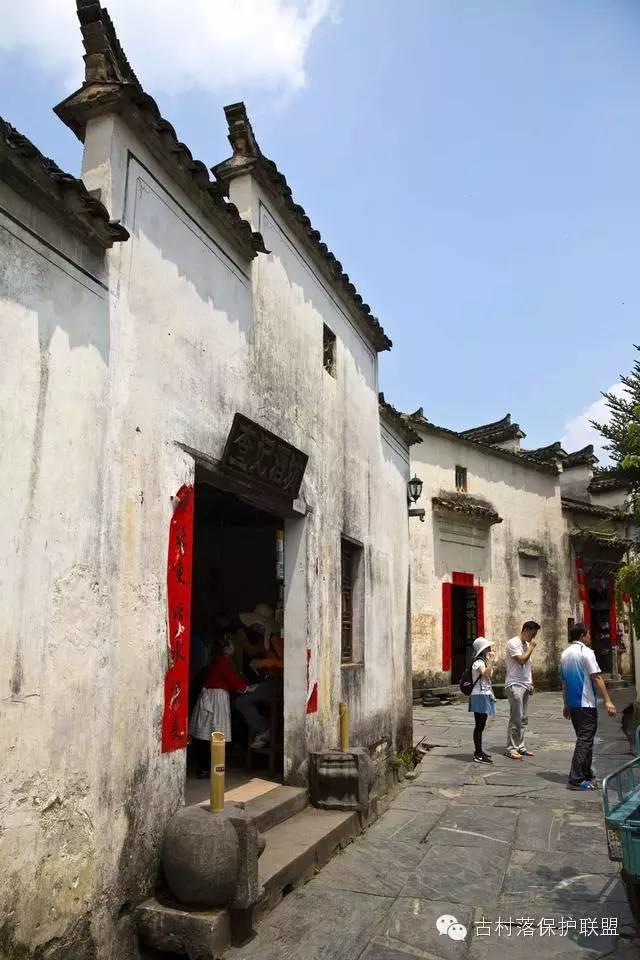 徽派古民居建筑的典范：西递古村落
