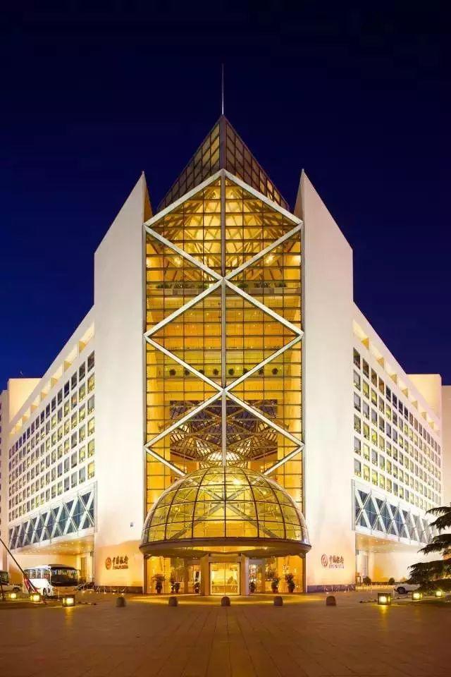 华裔建筑师贝聿铭（作品全集）