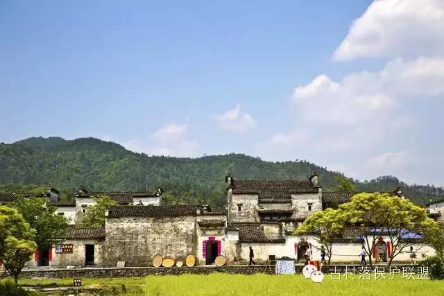 徽派古民居建筑的典范：西递古村落