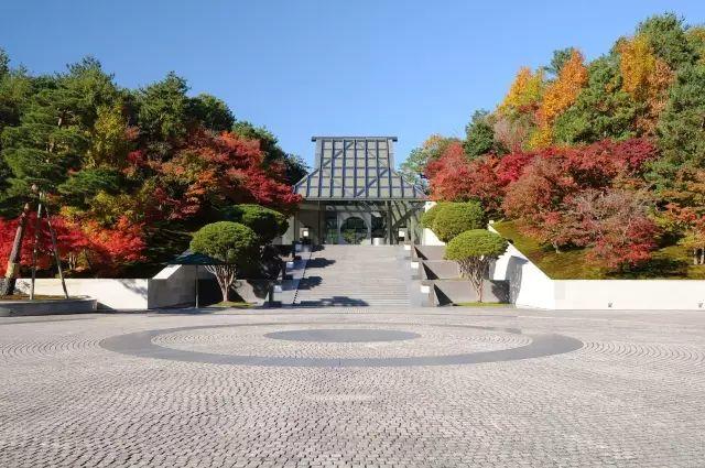 华裔建筑师贝聿铭（作品全集）