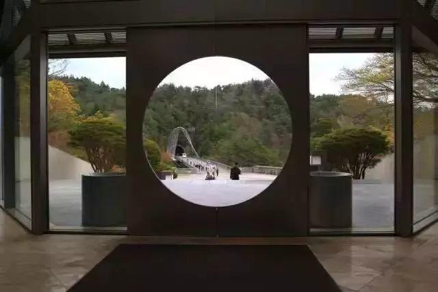 华裔建筑师贝聿铭（作品全集）