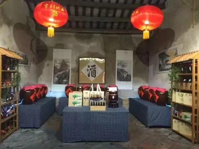 如何破解“城市留不下、故乡回不去”的怪圈？