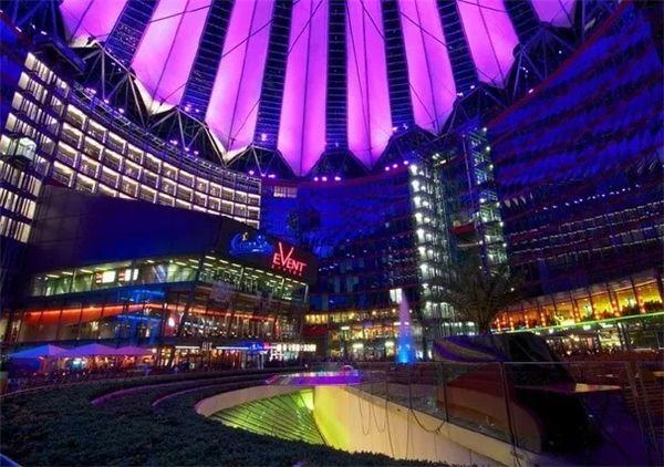 「新·周看」西方发达国家如何玩转城市更新