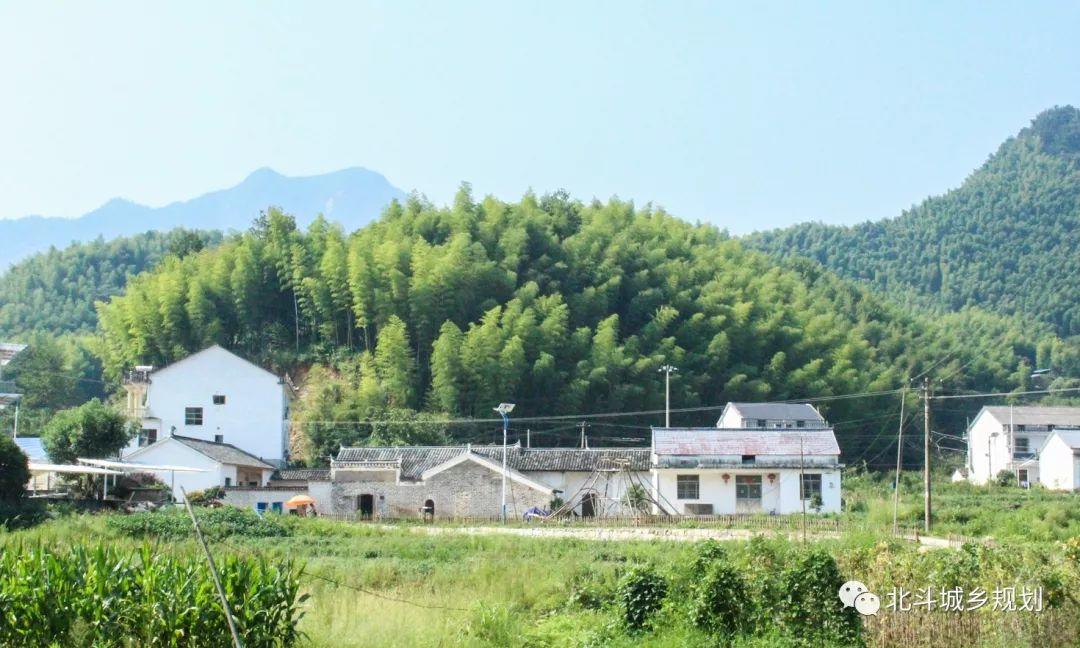 随行潜山,探寻万涧 随行潜山,探寻万涧