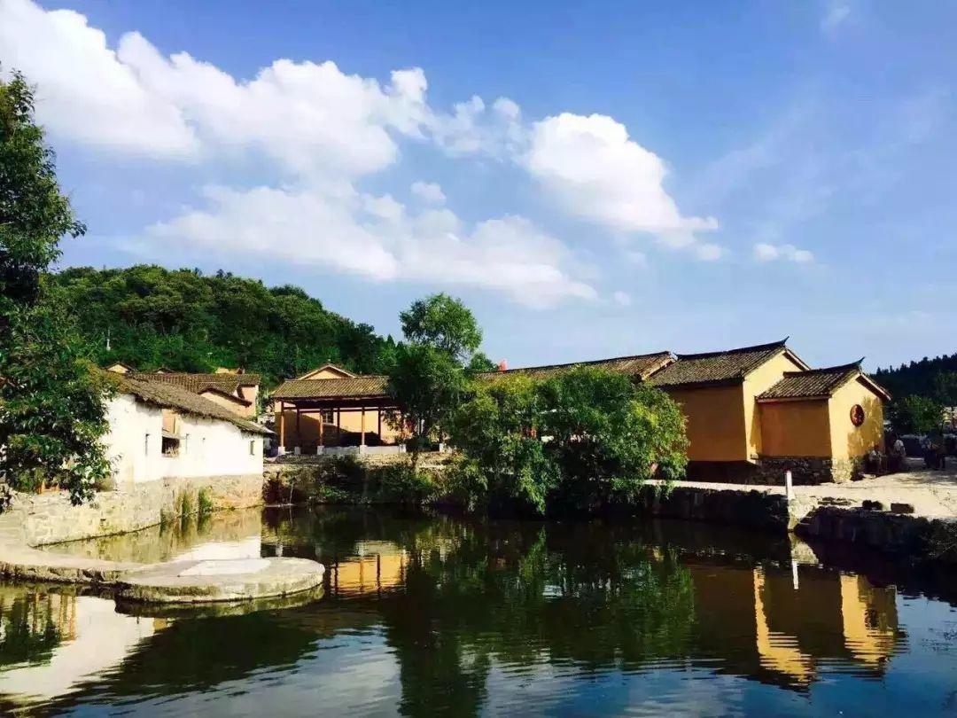 百年碎片化的乡建