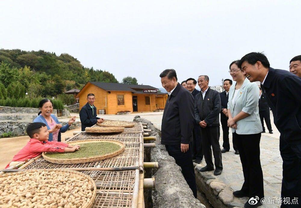 习近平：把传统村落改造好
