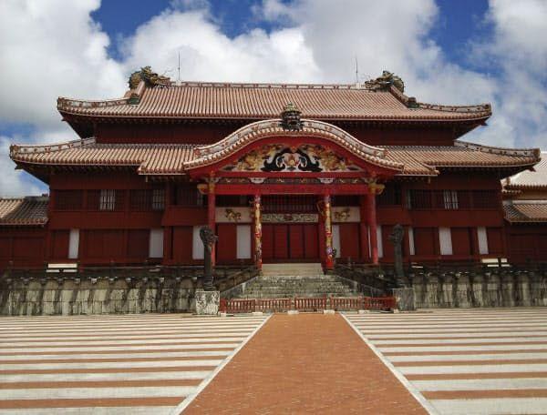 日本首里城大火！一个有着浓厚闽南风格的世界遗产