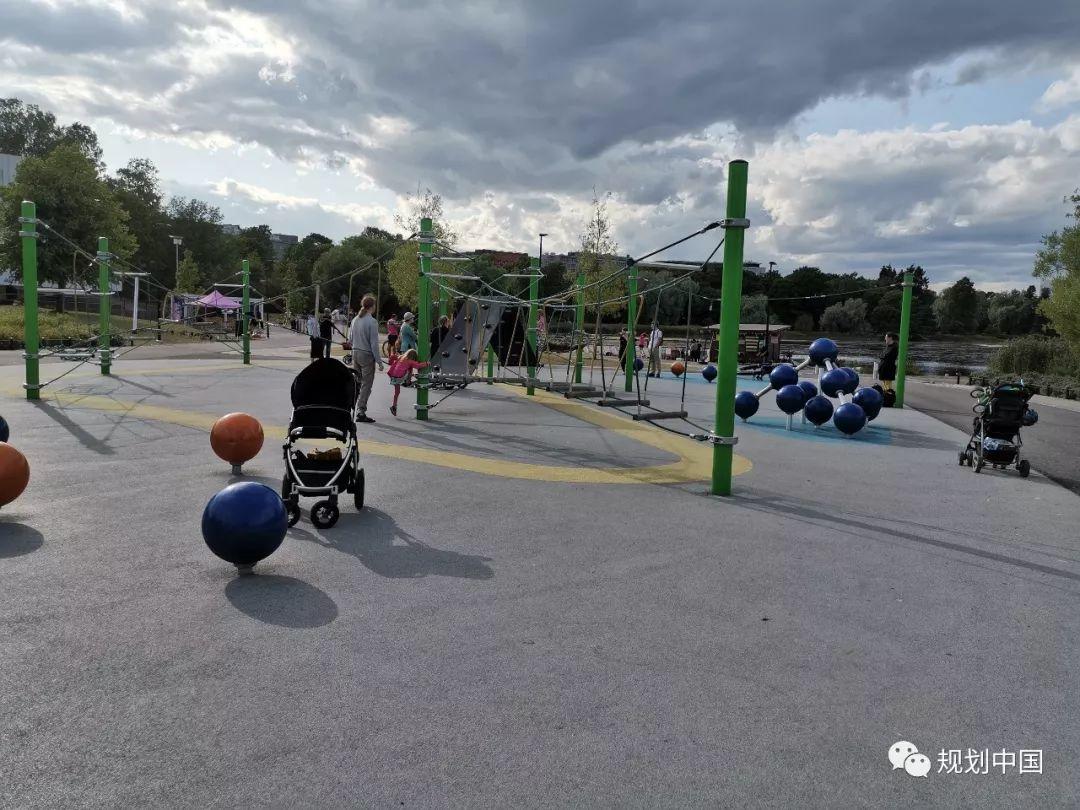 提升“幸福指数”的建筑与景观——以芬兰赫尔辛基为例