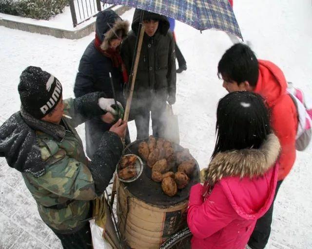 冬天来了，烤红薯终于可以吃到嗨~