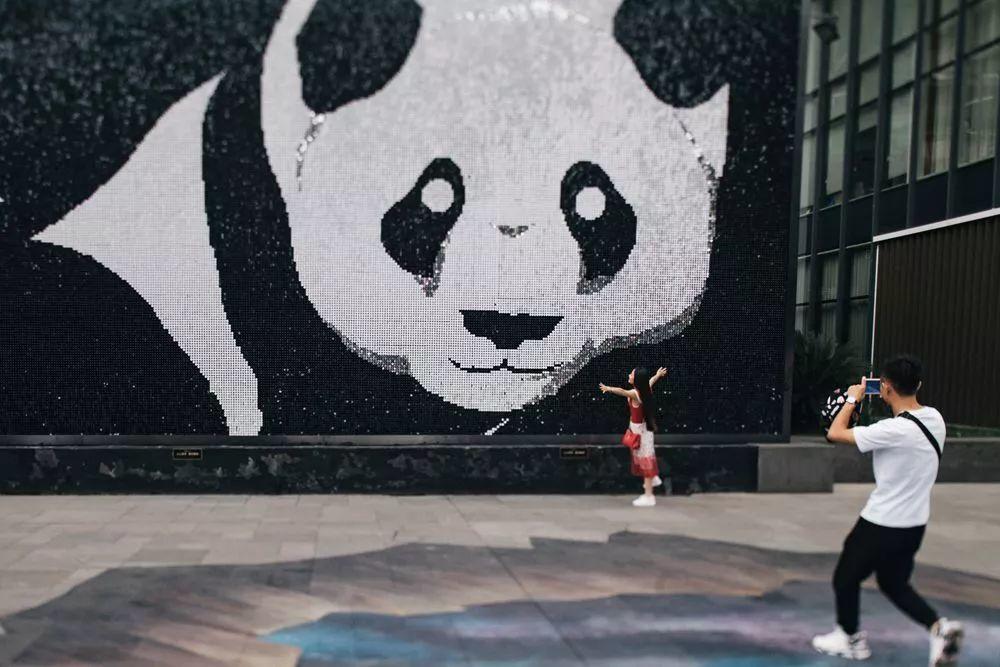 「新·周看」超大城市的自白：拿什么安放2000万人？