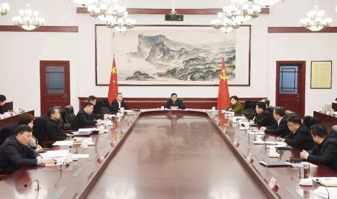 南京市委常委会部署疫情防控工作：把群众健康安全放在首位坚决做好疫情防控