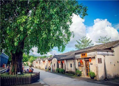 中国城乡之间的差距是一个事实，根源在哪里？