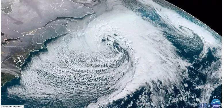 2020警钟拉响！肺炎、大火、流感、蝗灾、暴雪……灾难轮番上演