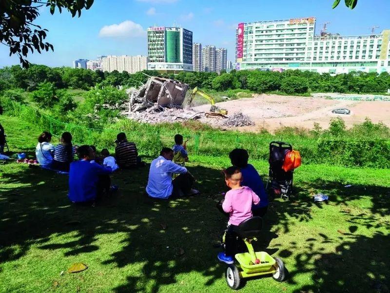 国务院下放用地审批权,对地价房价有影响吗? 国务院下放用地审批权,对地价房价有影响吗?