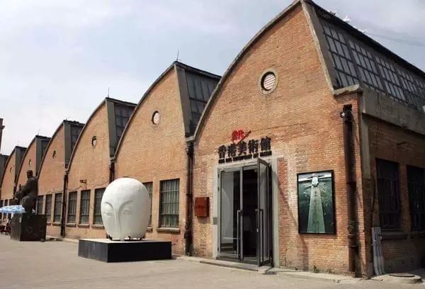 国务院办公厅：鼓励老旧厂区改造为商业综合体！