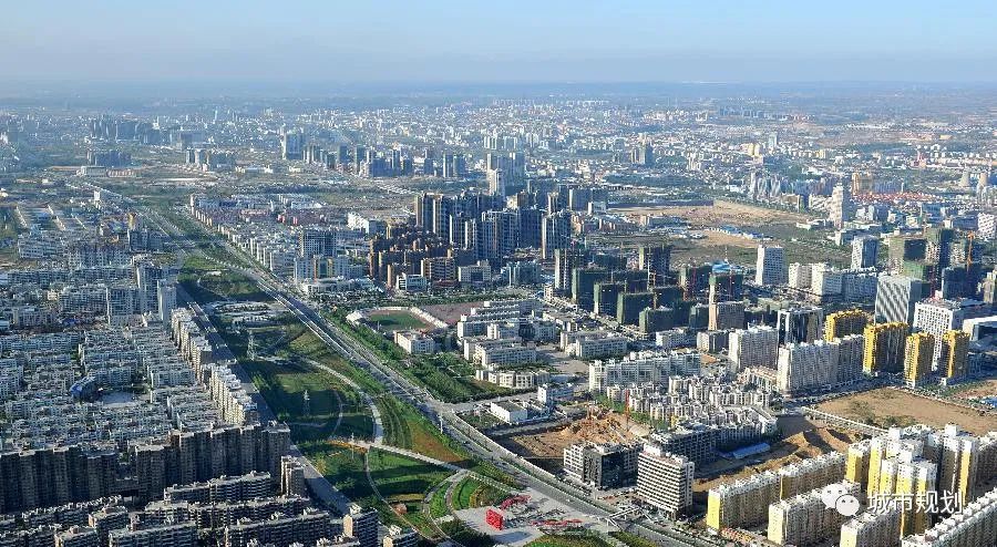 【热点】两部委：严格限制各地盲目规划建设超高层“摩天楼”