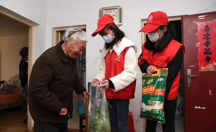 疫情期间，如何更有效地向老年人传达信息