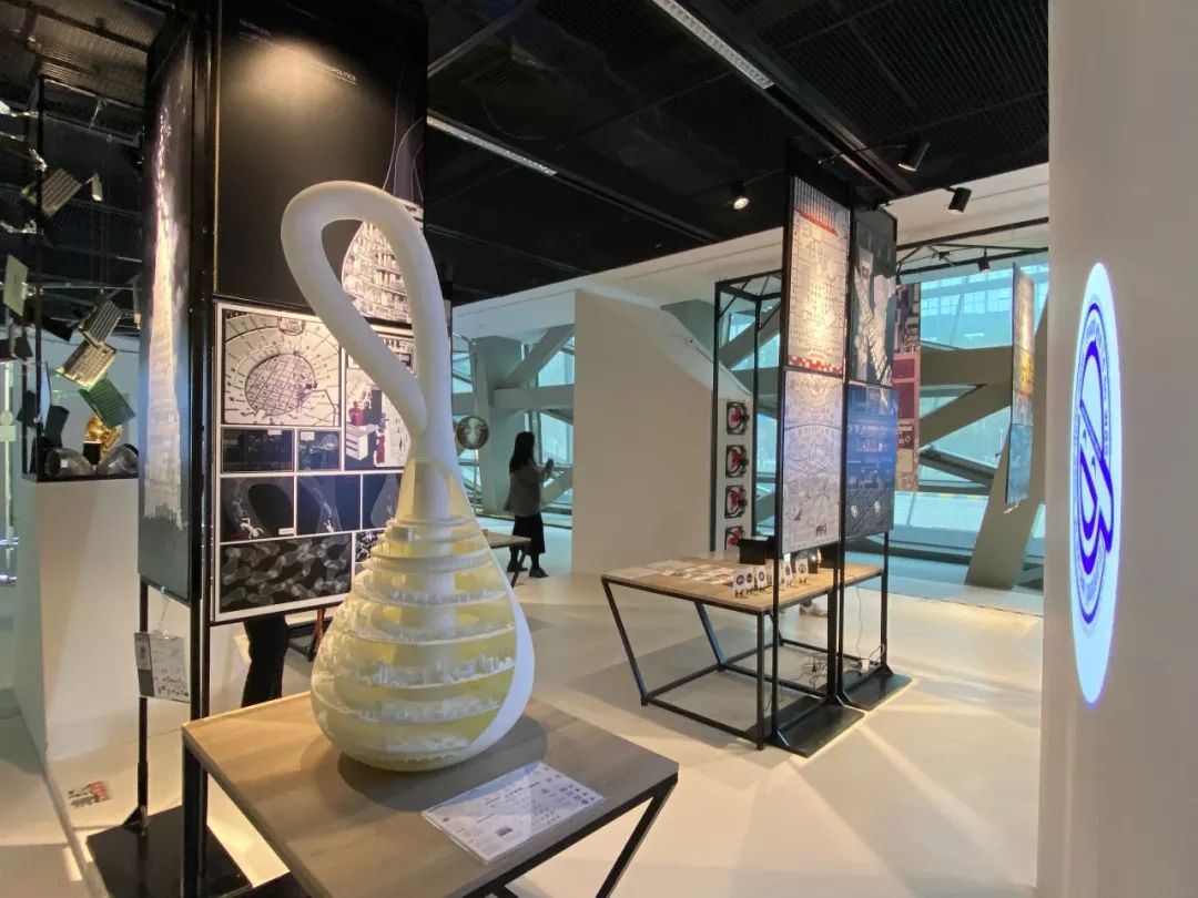 408研究小组 | 2019UABB深双展“编码纪”展评与作品简介归档