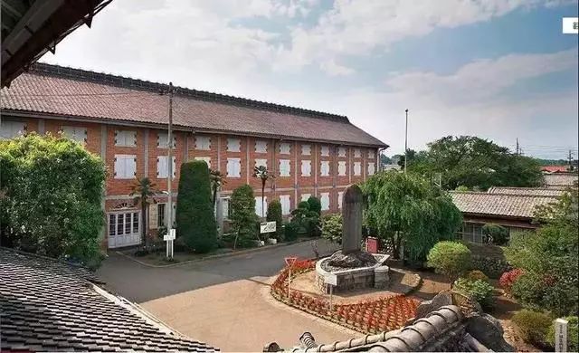 国务院办公厅：鼓励老旧厂区改造为商业综合体！