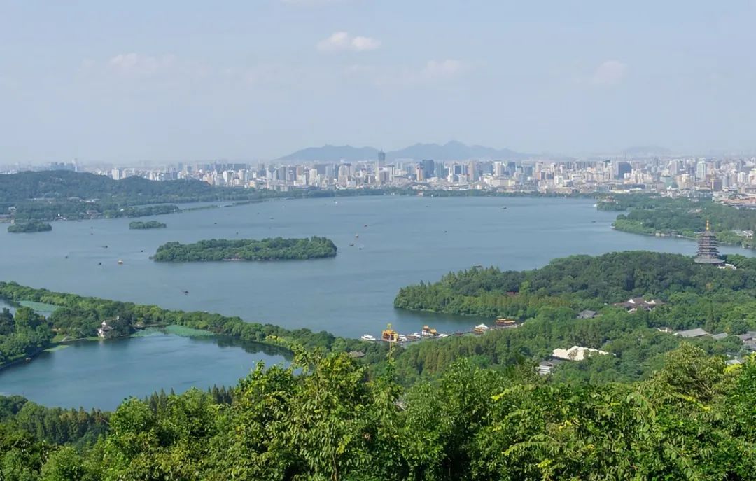 “公园城市”理念的城市设计实践初探