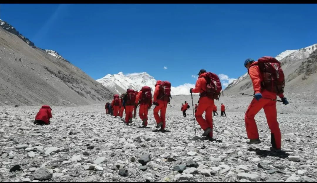 在珠峰挑战自己,重拾勇气,幸运! 在珠峰挑战自己,重拾勇气,幸运!