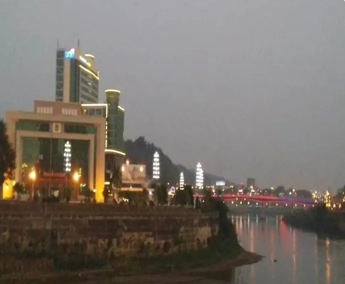 漫长的假期｜藏在滇南的故乡记忆：从石屏到河口再到郑营
