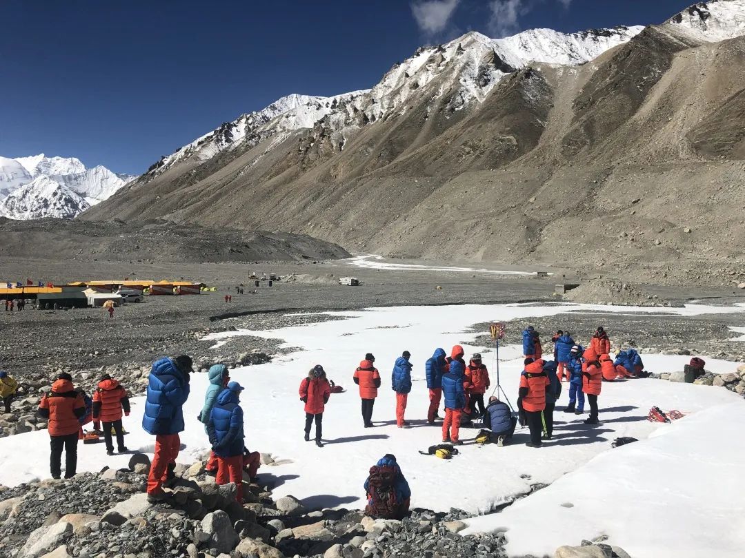 听珠峰测量登山队员讲述传承的故事