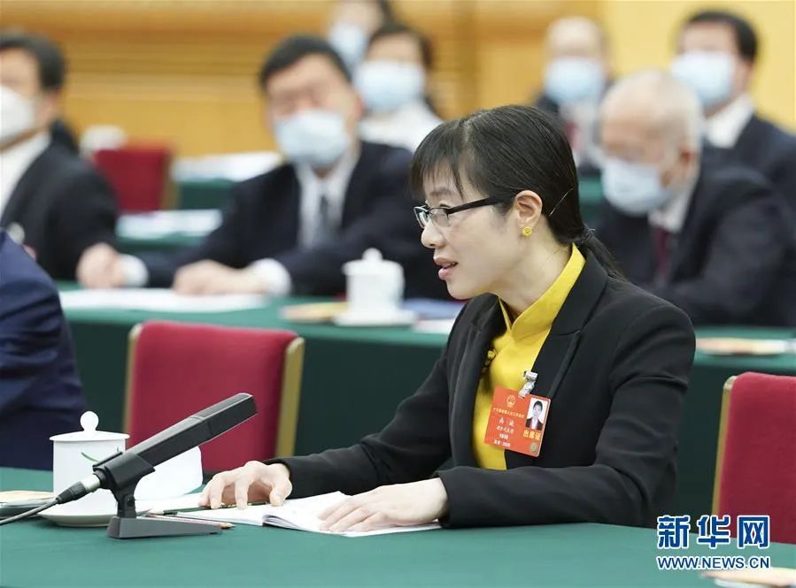 从人民中汲取磅礴力量 ——习近平总书记同出席2020年全国两会人大代表、政协委员共商国是纪实