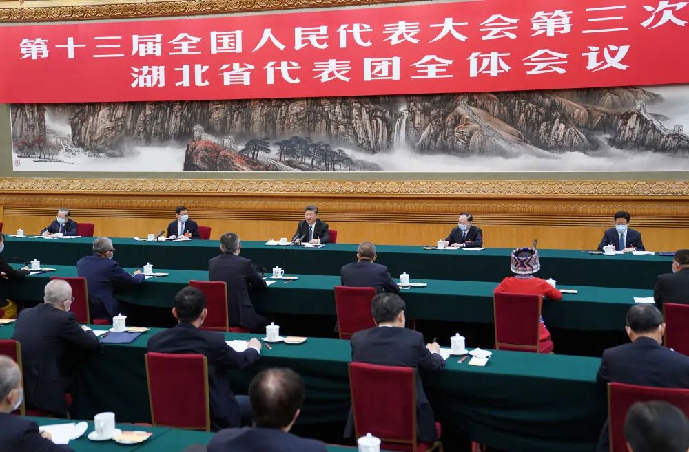 习近平:整体谋划、系统重塑、全面提升,织牢织密公共卫生防护网 习近平:整体谋划、系统重塑、全面提升,织牢织密公共卫生防护网