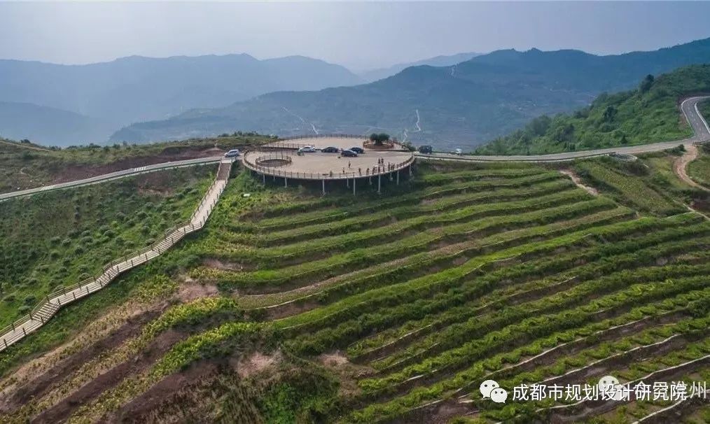 答好“时代课题”，建好“公园城市” ——《龙泉山城市森林公园总体规划》