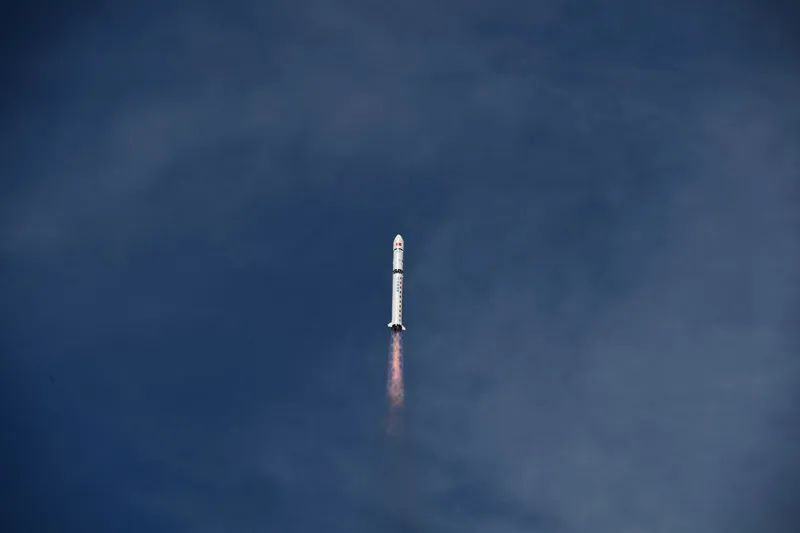 这两颗卫星上天，用于国土普查、土地确权……