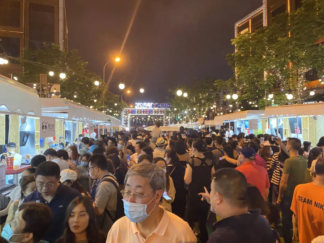 上海夜生活节的摊位算不算地摊？