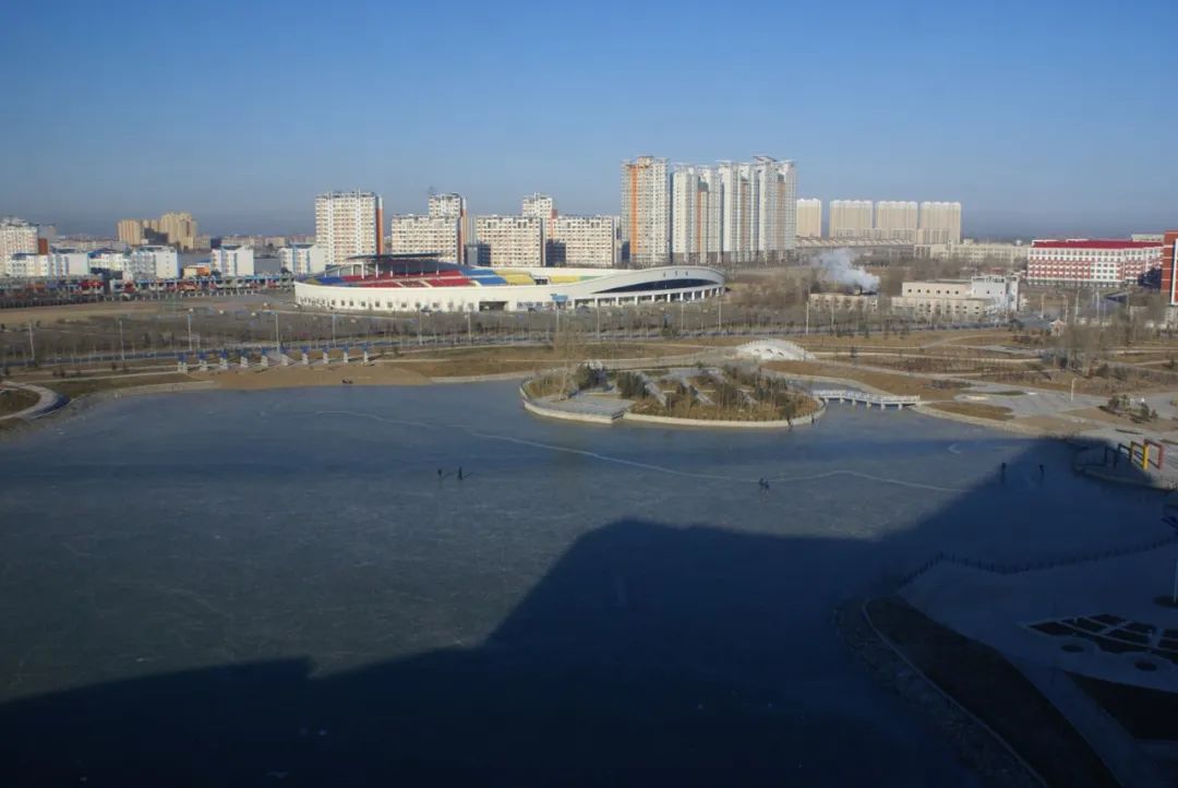 侯丽：某种程度上，今天我们的城市已经成为资本的机器，就像当年的大庆是资源生产机器一样