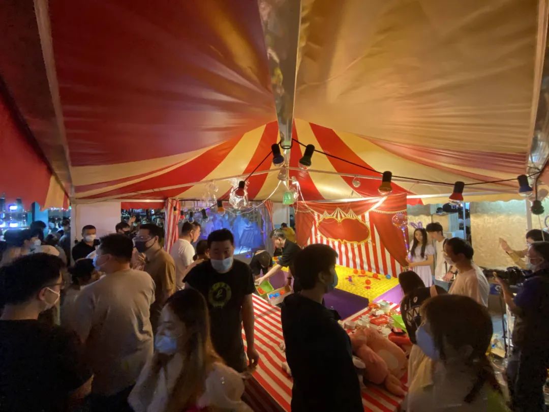 上海夜生活节的摊位算不算地摊？