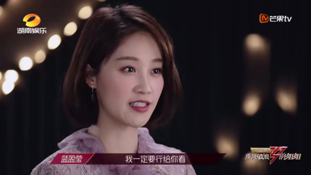 城市数据派拍了拍你，并向你扔了8个问号，是否选择回拍？