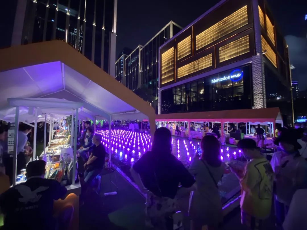 上海夜生活节的摊位算不算地摊？