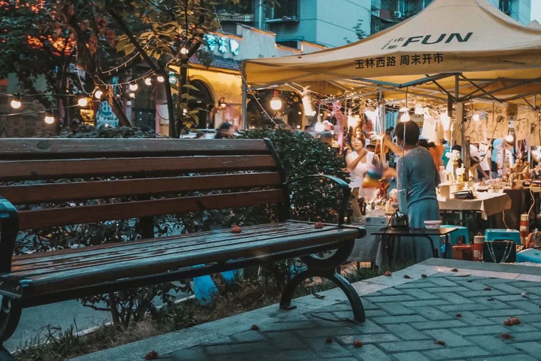 成都的5个宝藏夜市,没有人会空手而归! 成都的5个宝藏夜市,没有人会空手而归!