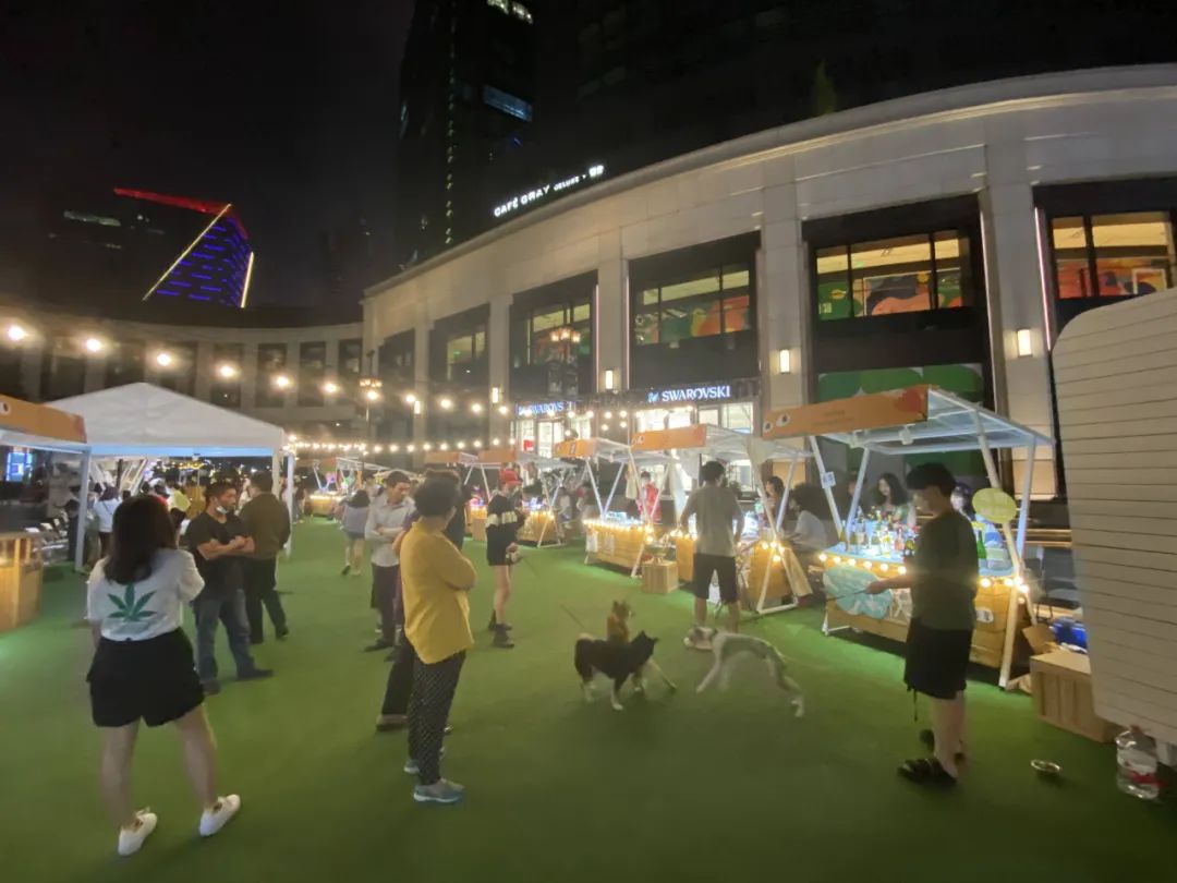 上海夜生活节的摊位算不算地摊？