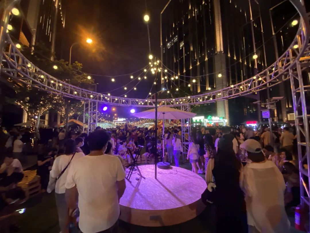 上海夜生活节的摊位算不算地摊？