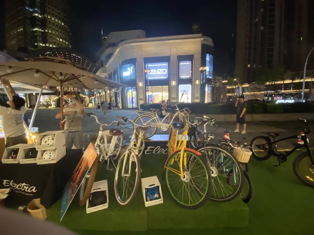 上海夜生活节的摊位算不算地摊？