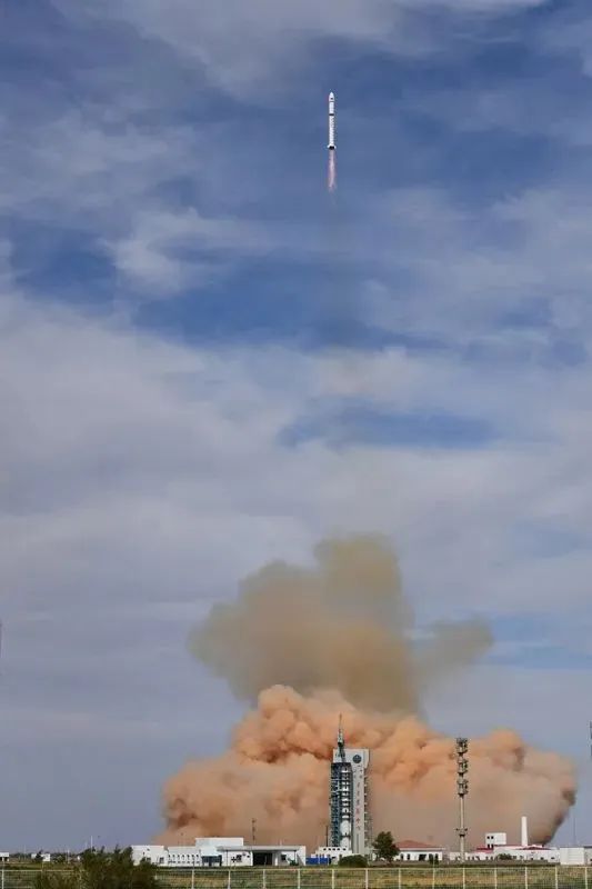 这两颗卫星上天，用于国土普查、土地确权……