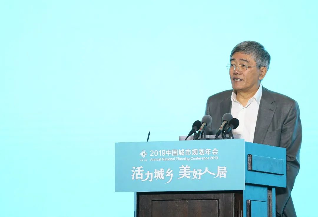 杨伟民:疫情带给我们的反思——遵循城市规律、完善城市治理 杨伟民:疫情带给我们的反思——遵循城市规律、完善城市治理