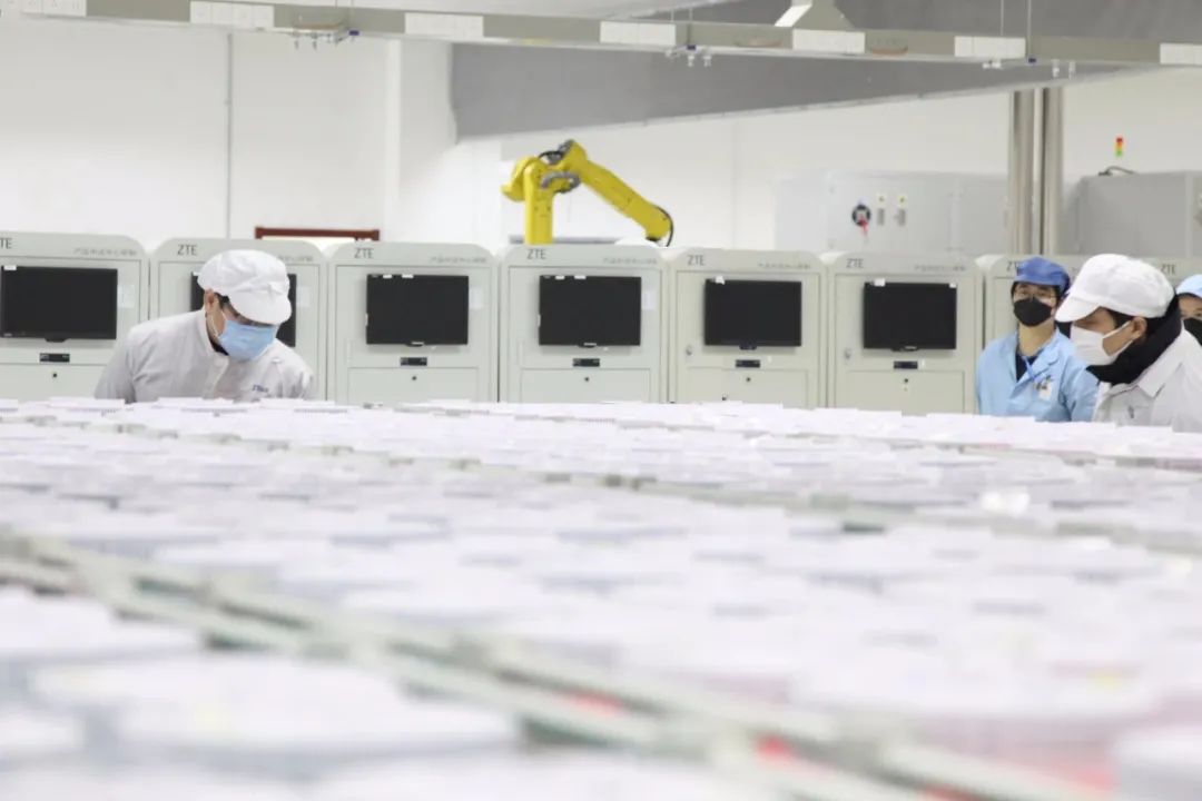 南京上半年GDP增速继续领跑  收获九个全省第一！