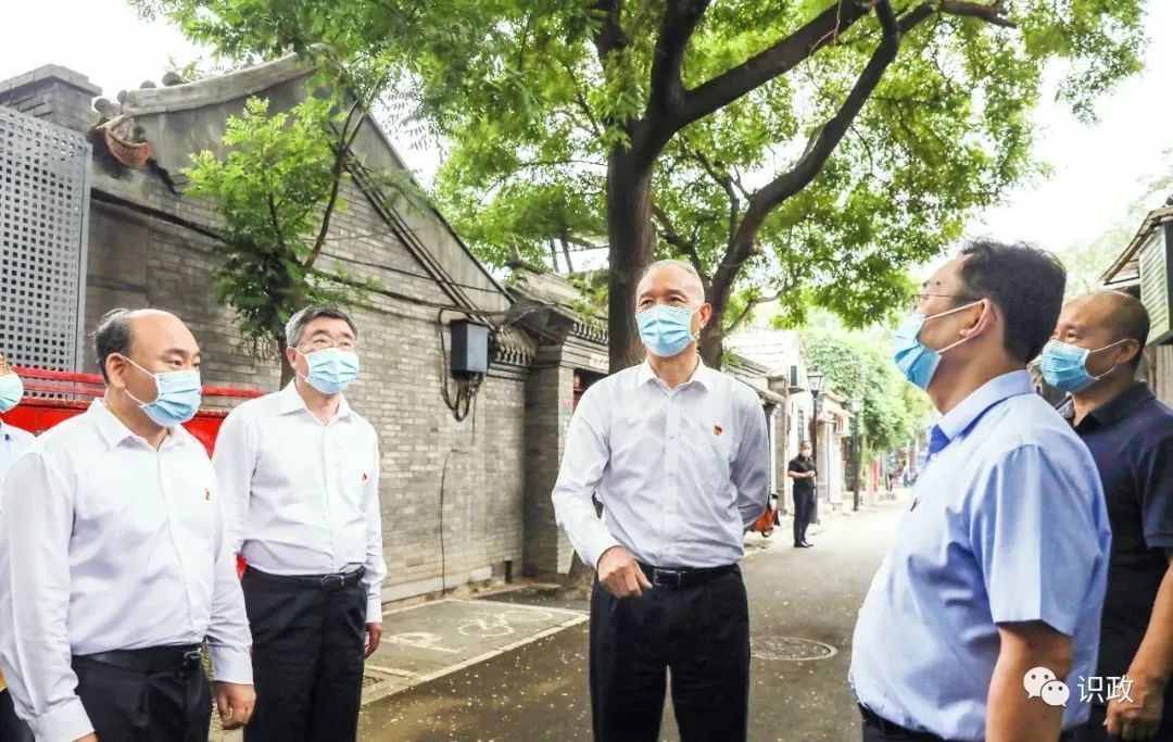 蔡奇调研东城区,来到王府井、南锣、原北京游乐园等地,要求做足做好“崇文争先”这篇文章! 蔡奇调研东城区,来到王府井、南锣、原北京游乐园等地,要求做足做好“崇文争先”这篇文章!