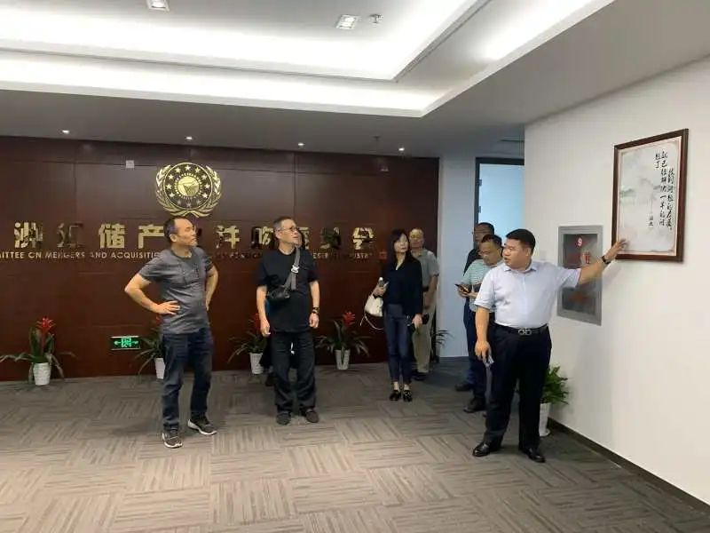 亚洲汇储与北京绿十字合作签约仪式 亚洲汇储与北京绿十字合作签约仪式