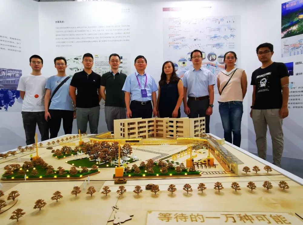 我院金奖作品荣登“第六届紫金奖颁奖典礼暨优秀作品展”